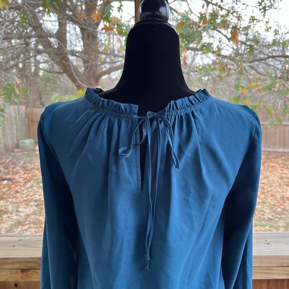 Ann Taylor Factory Women's Blue Tie Back Blouse Size XS. NEW - Picture 5 of 9